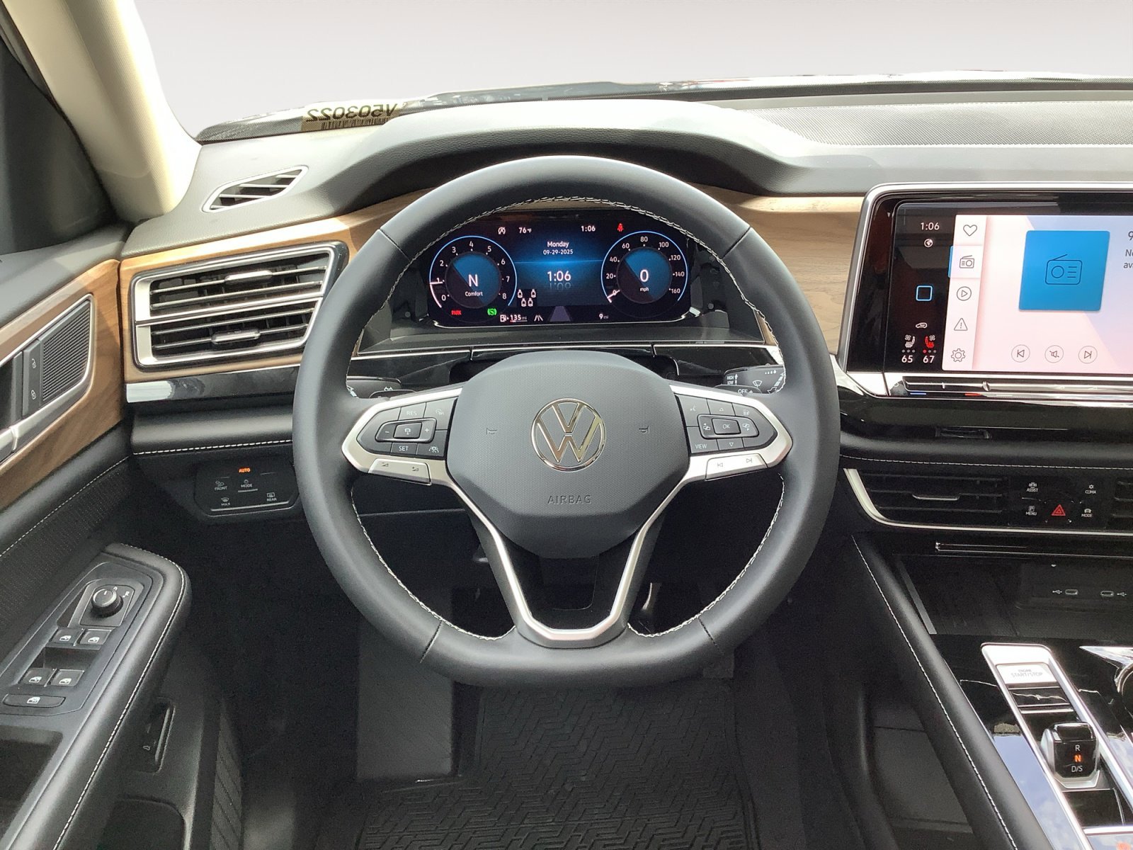 2026 Volkswagen Atlas SE w/Tech - Photo 15