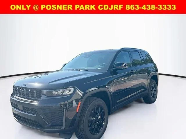 2026 Jeep Grand Cherokee Laredo