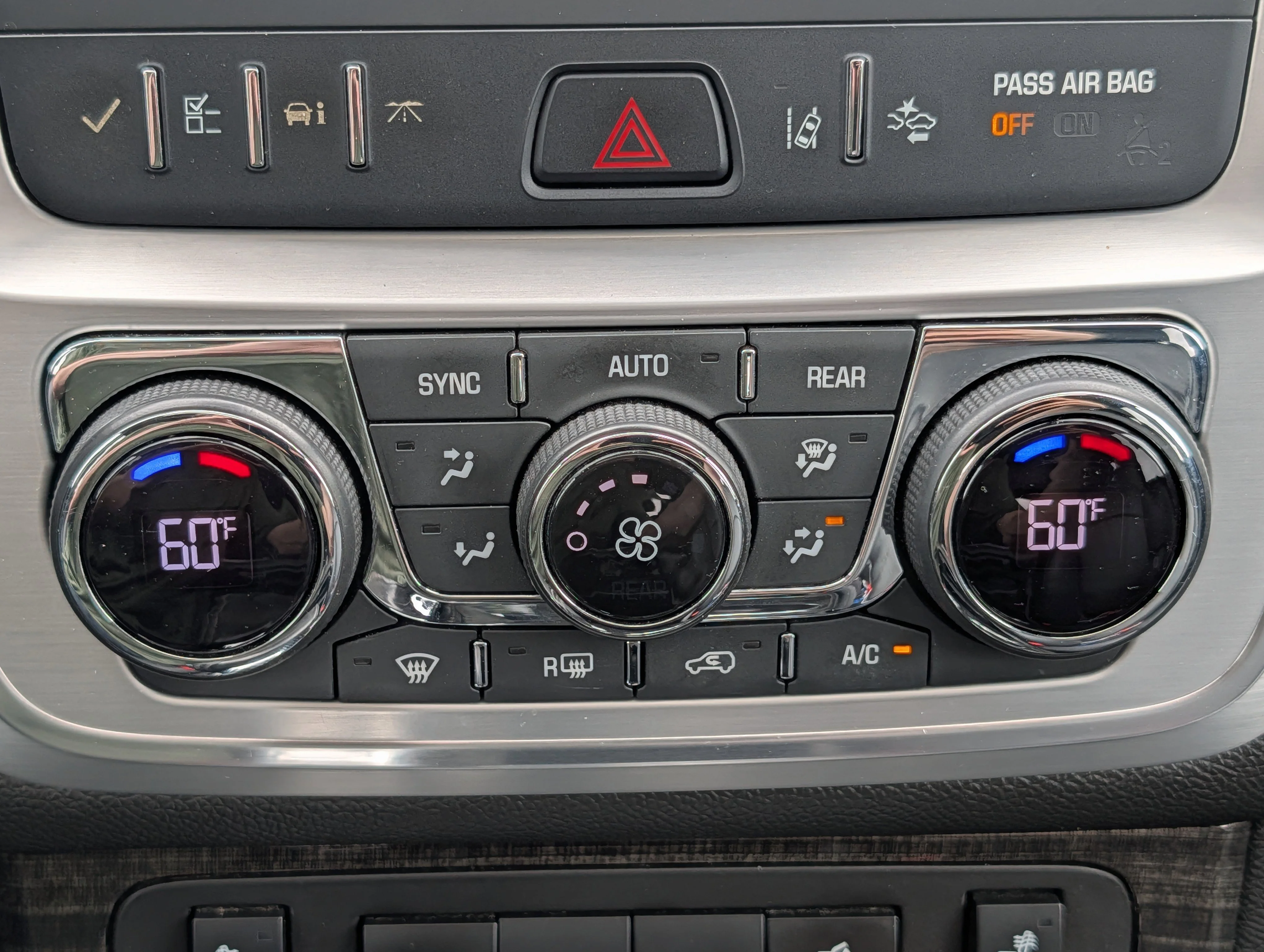 Used 2017 Ebony Twilight Metallic GMC Limited image 24