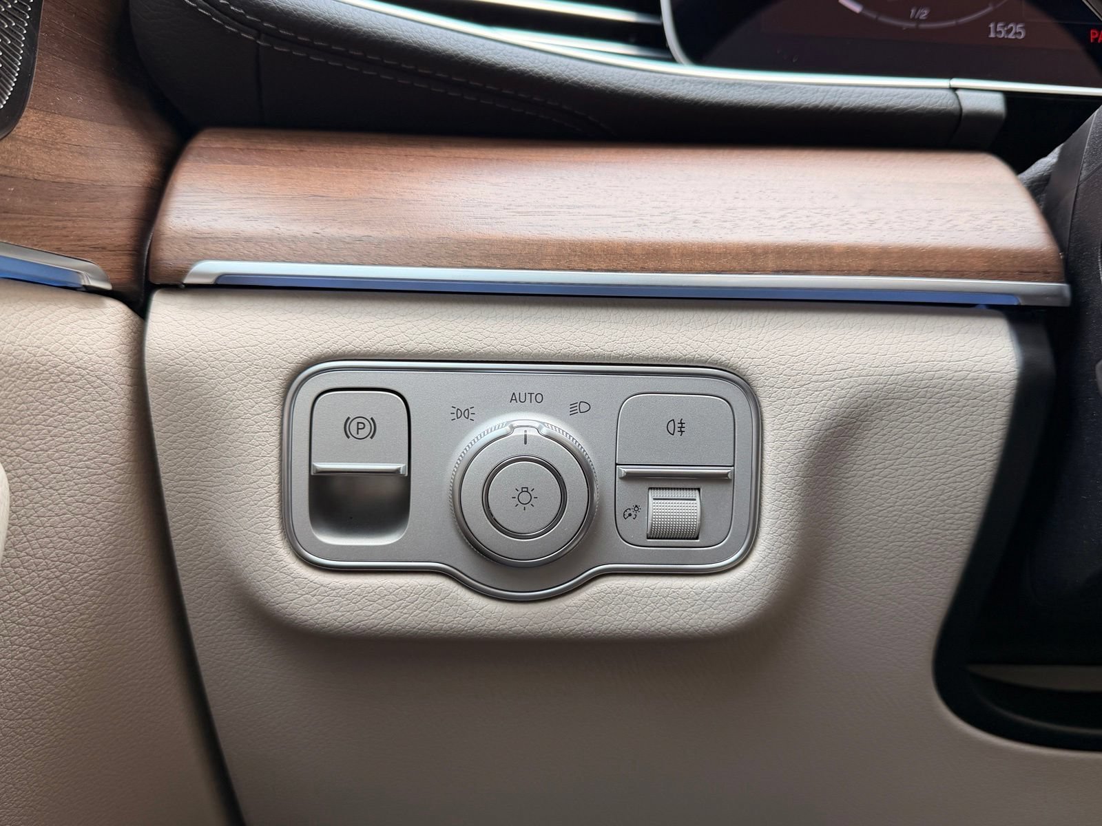 New 2026 Polar White Mercedes-Benz GLS 450 image 53