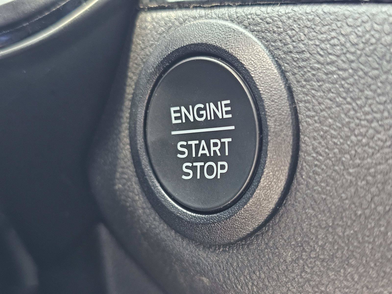 2024 Ford Escape ST-Line - Photo 24