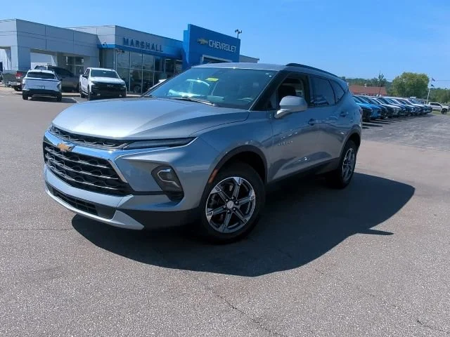Used 2023 Sterling Gray Metallic Chevrolet 2LT image 3