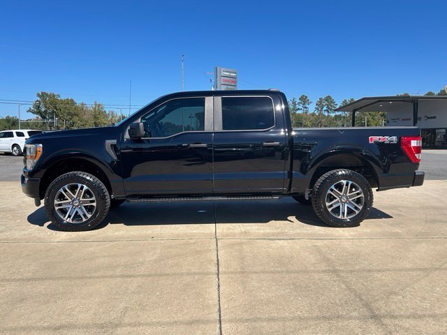 Used 2021 Black Ford XL image 4