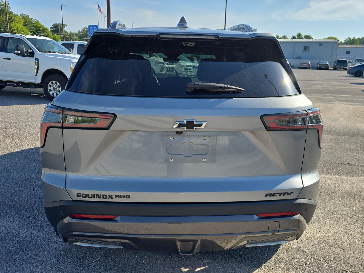 Used 2025 Sterling Gray Metallic Chevrolet AWD ACTIV image 4