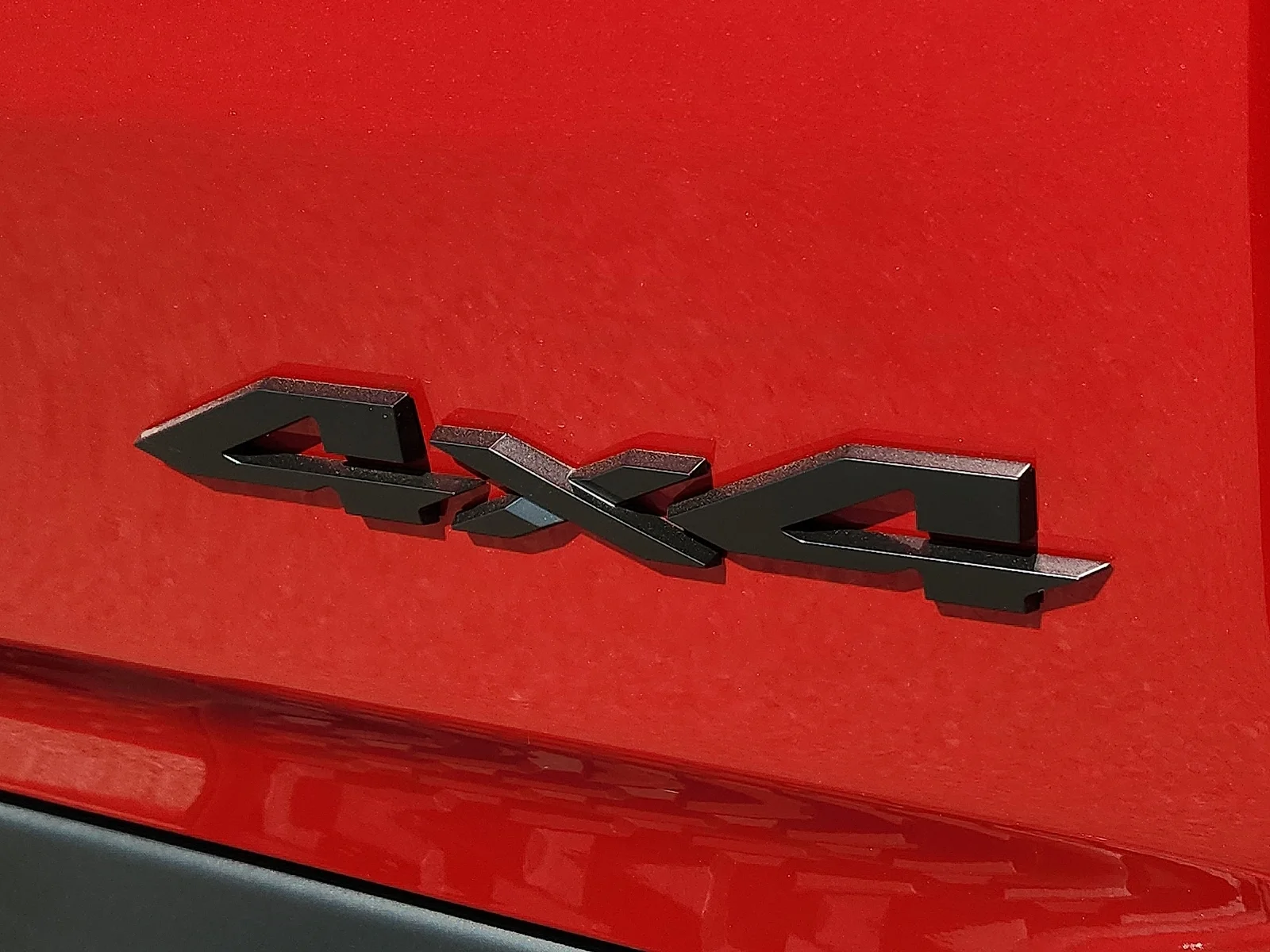 New 2026 Molten Red Pearl-Coat  Paint Ram EXPRESS CREW CAB 4X4 5
