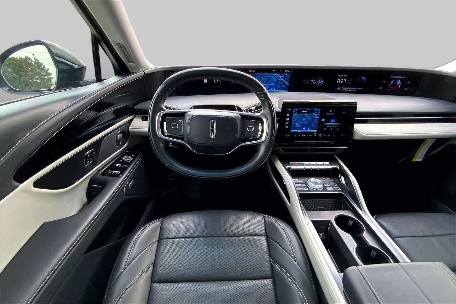 Pre-Owned 2024 Lincoln Nautilus Premiere