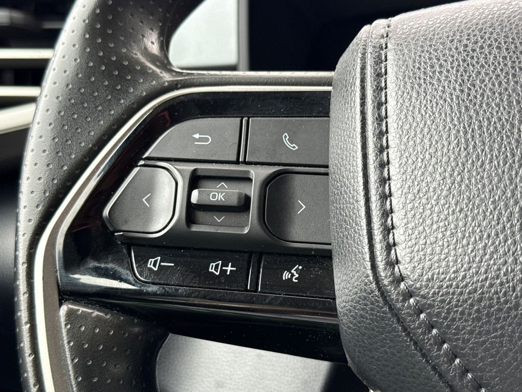 Used 2023 Gray Toyota SR5 image 28