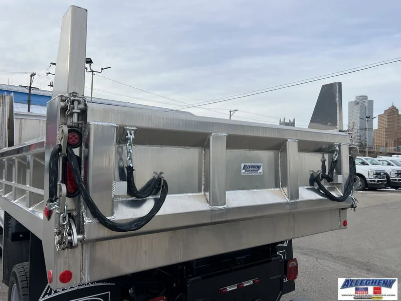 New 2025 Oxford White Ford F-550® XL image 10