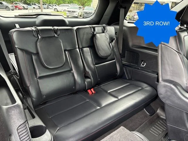 Certified Used 2025 Vapor Blue Metallic Ford ST-Line image 27