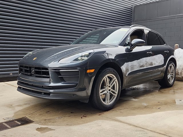 2025 Porsche Macan 