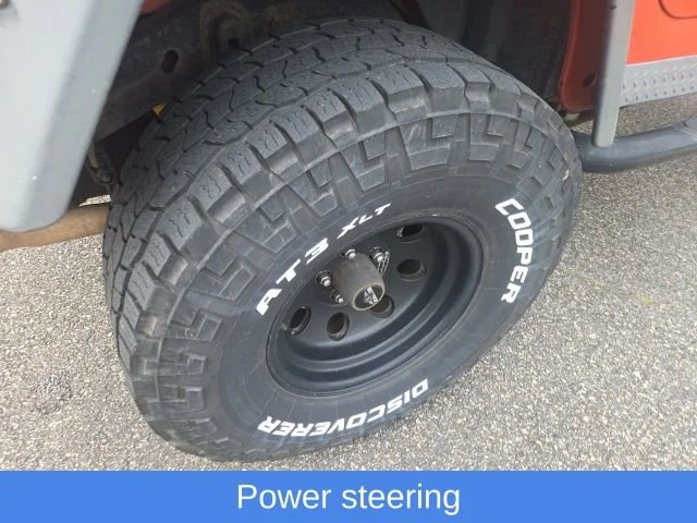 Used 2005 Impact Orange Cle Jeep Sport image 16