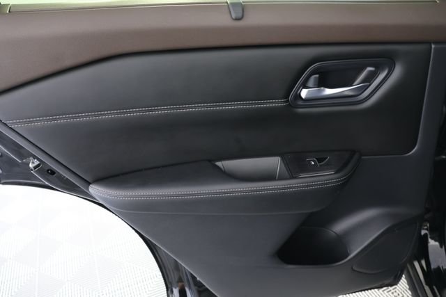 Used 2023 Black Nissan SL image 27