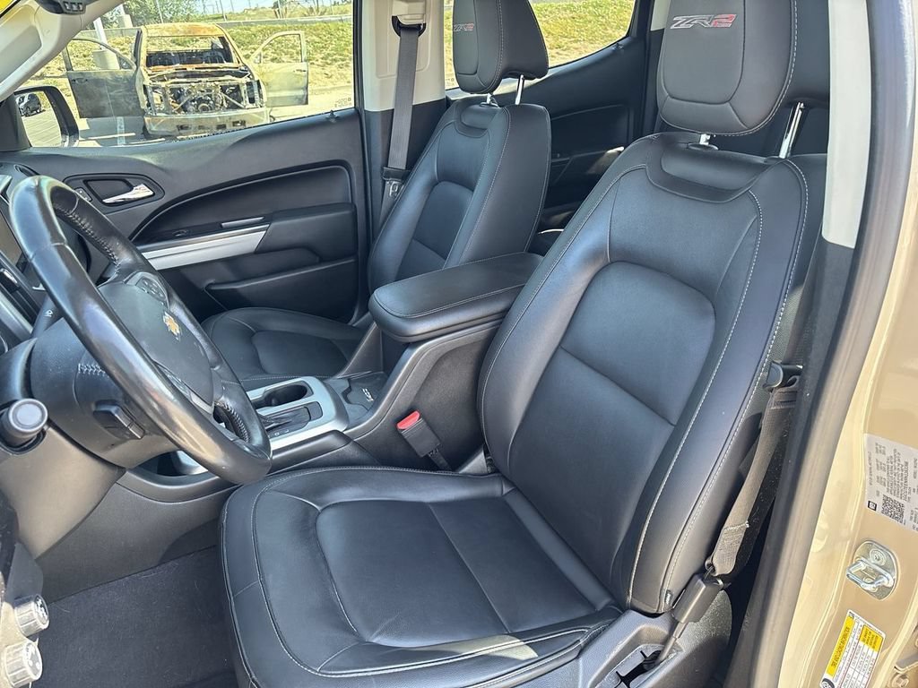 Used 2022 Sand Dune Metallic Chevrolet ZR2 image 23