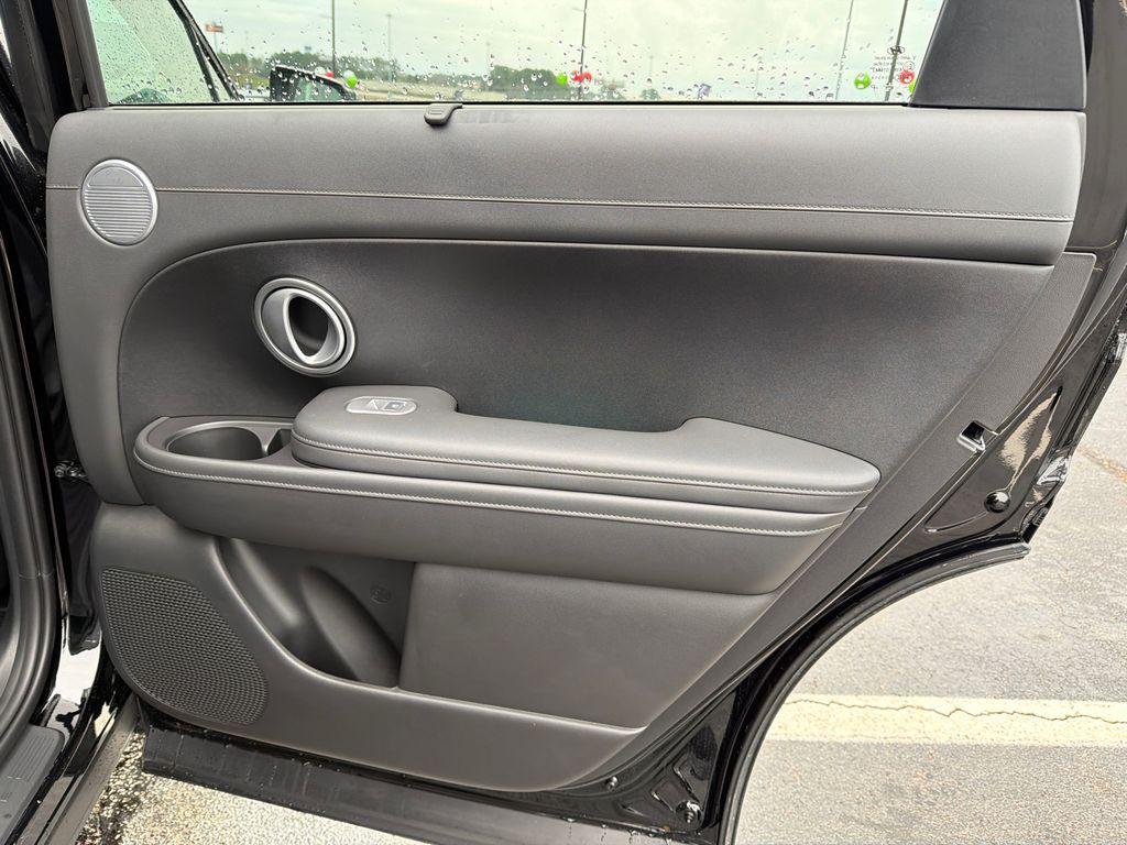 New 2026 Black Hyundai SEL Premium FWD image 16