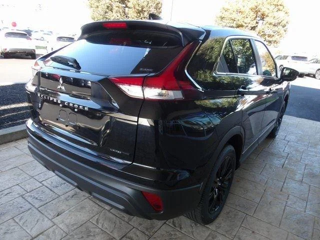 2026 Mitsubishi Eclipse Cross LE - Photo 7