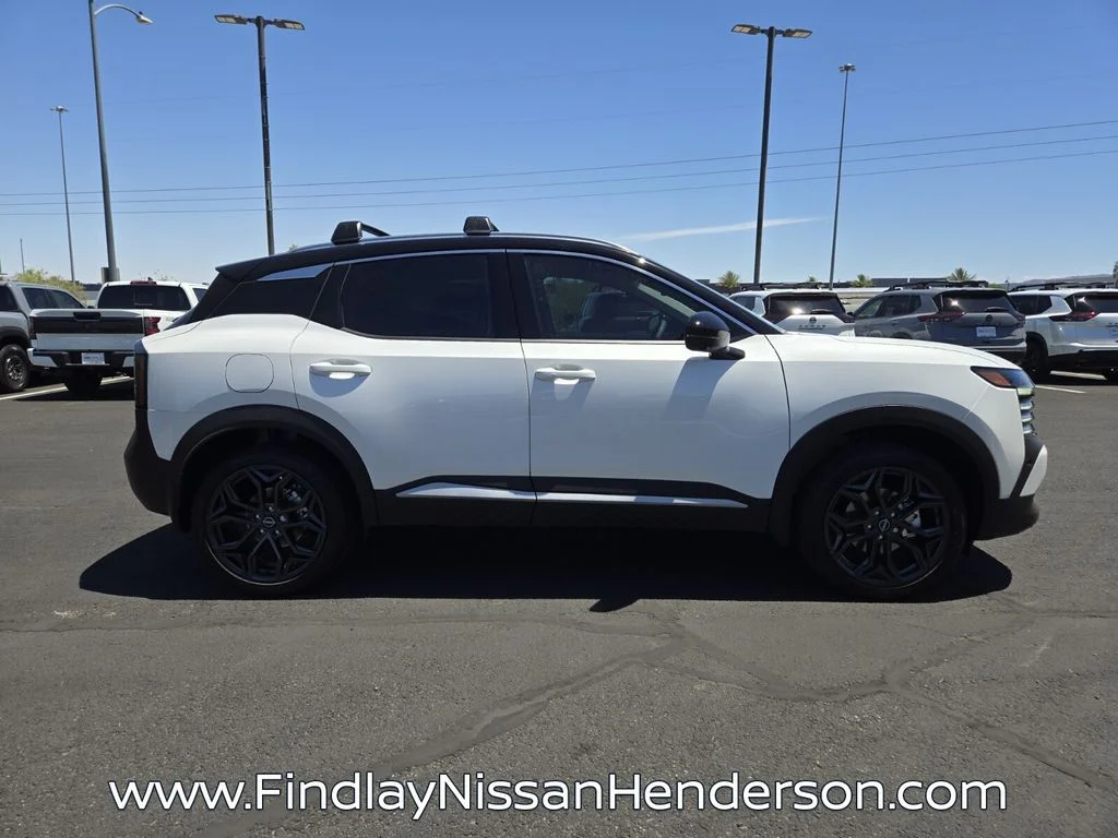 New 2026 White Nissan SR image 8