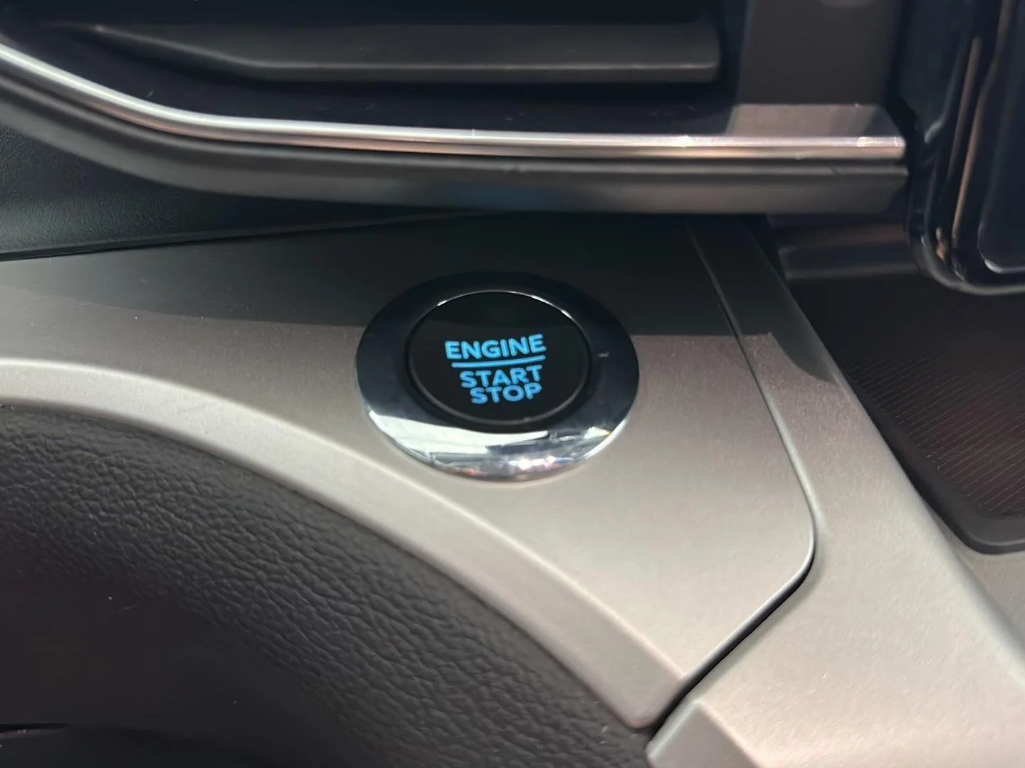 Used 2022 . Ford XLT image 14