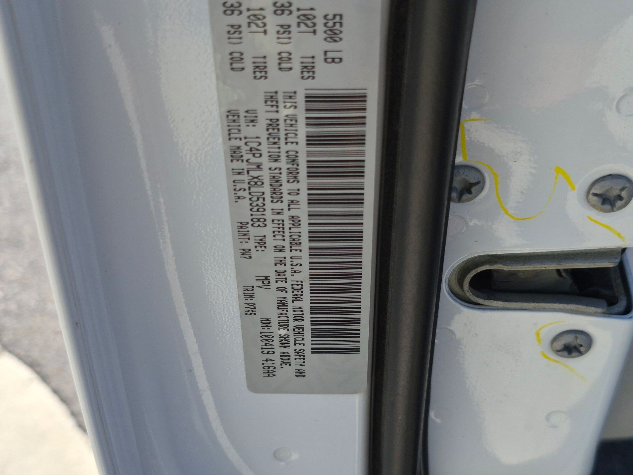 Used 2020 Bright White Clearcoat Jeep Latitude Plus image 32