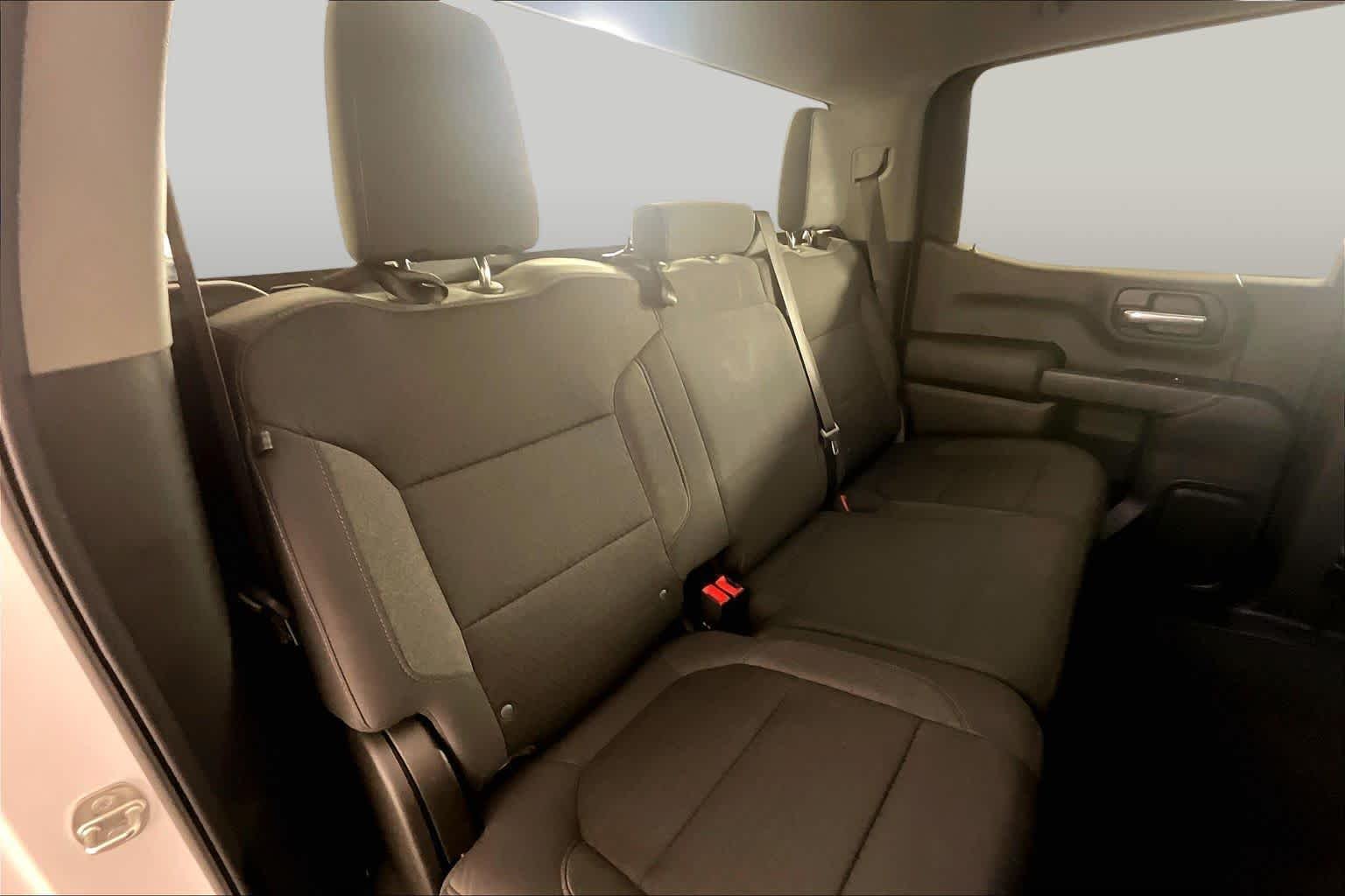 Used 2019 Summit White Chevrolet LT image 20