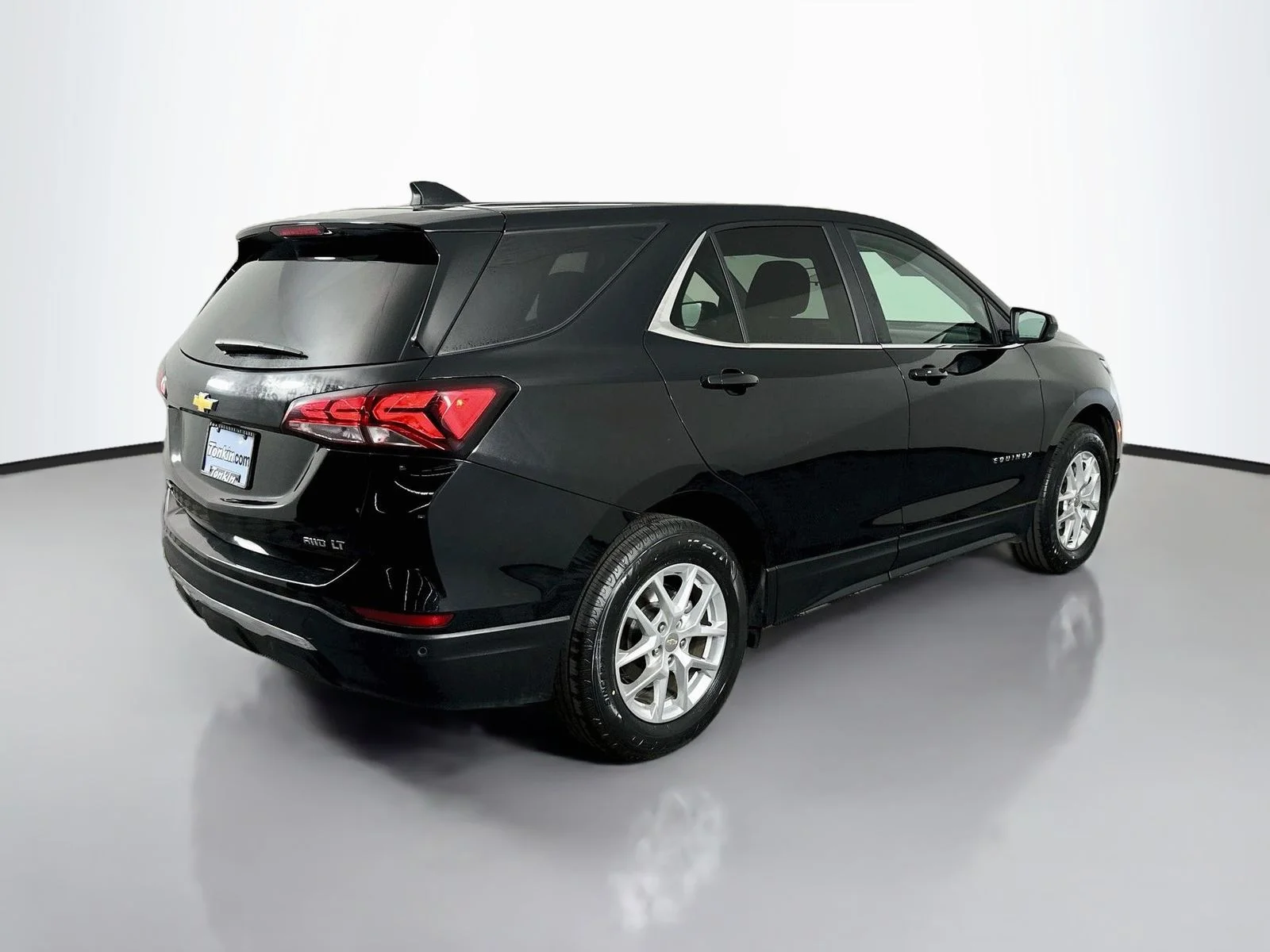 Used 2024 Mosaic Black Metallic Chevrolet LT image 8