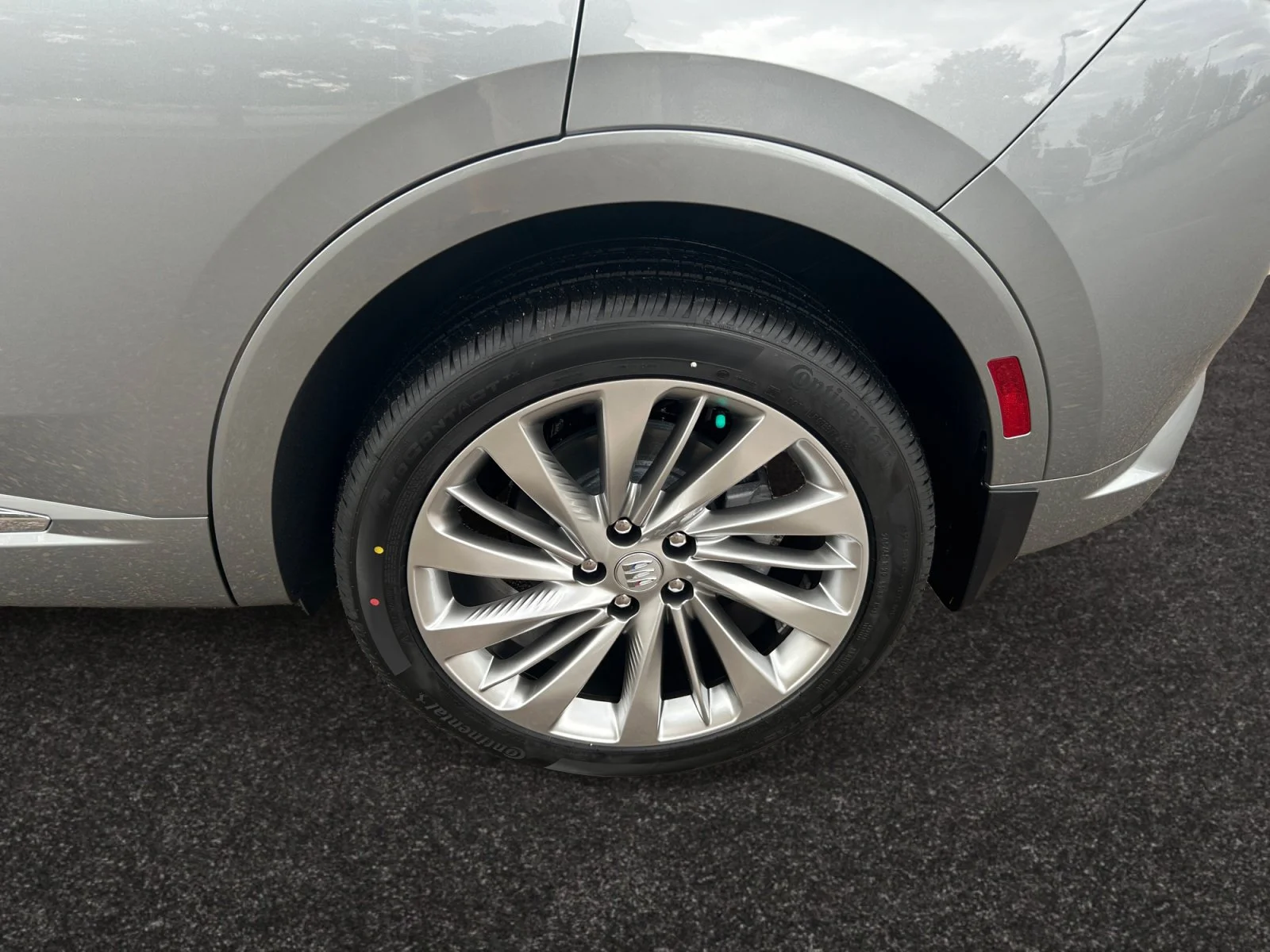 New 2026 Moonstone Grey Metallic Buick Avenir AWD image 9