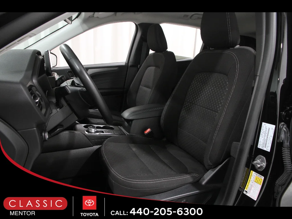 Used 2024 Agate Black Ford Active image 5