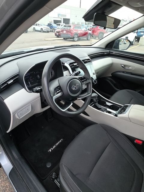 Used 2022 Silver Hyundai SEL image 12