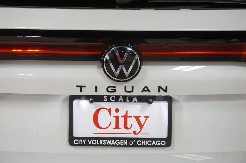 New 2026 White Volkswagen 2.0T SE R-Line Black image 33