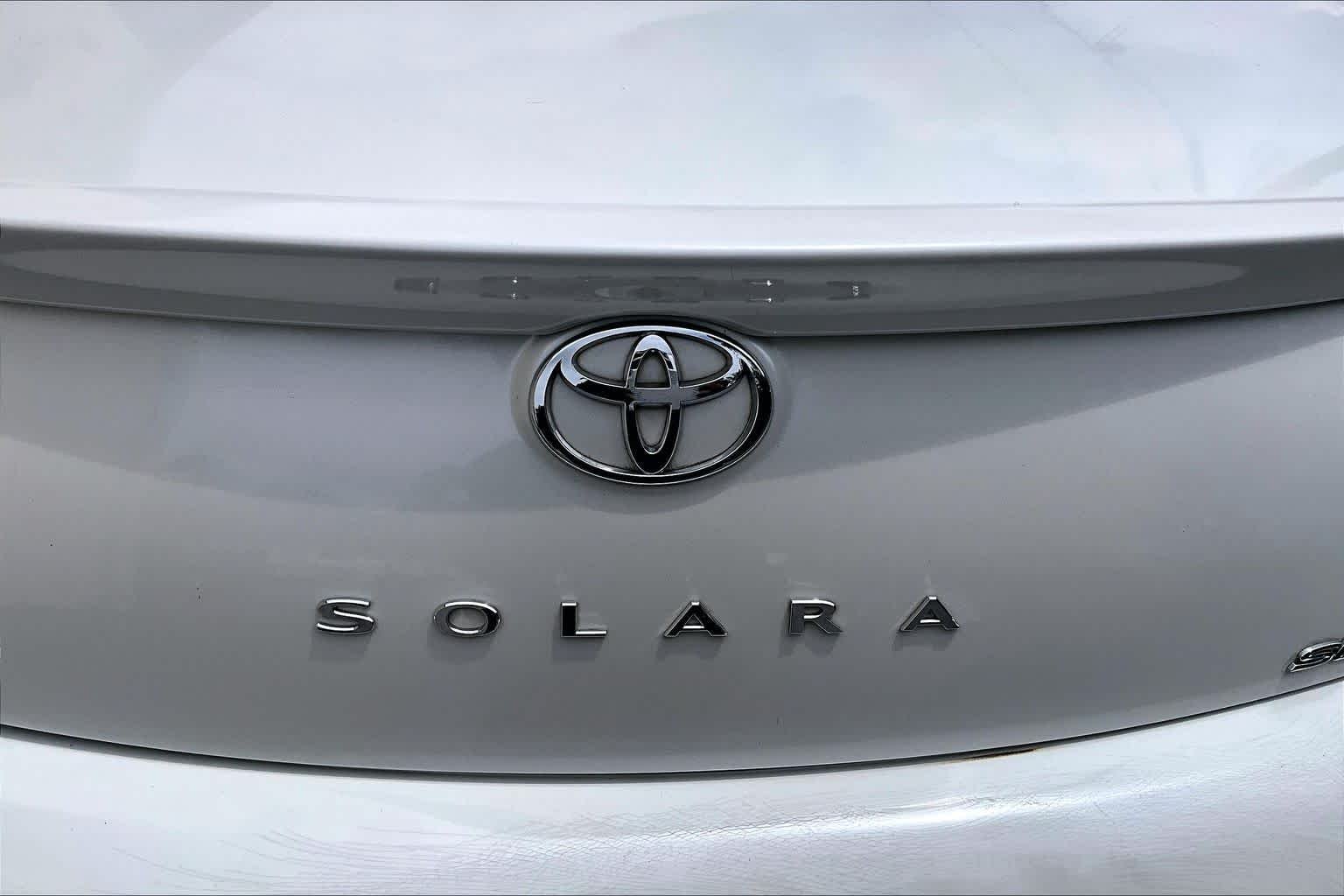 Used 2007 Blizzard Pearl Toyota SE image 29
