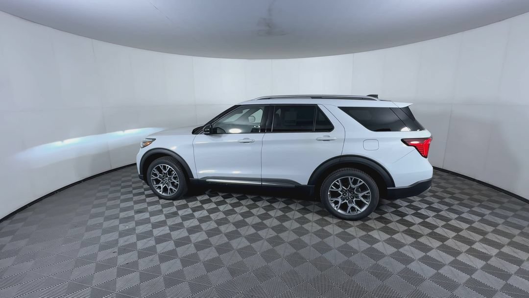New 2027 Avalanche Gray Ford Platinum image 6
