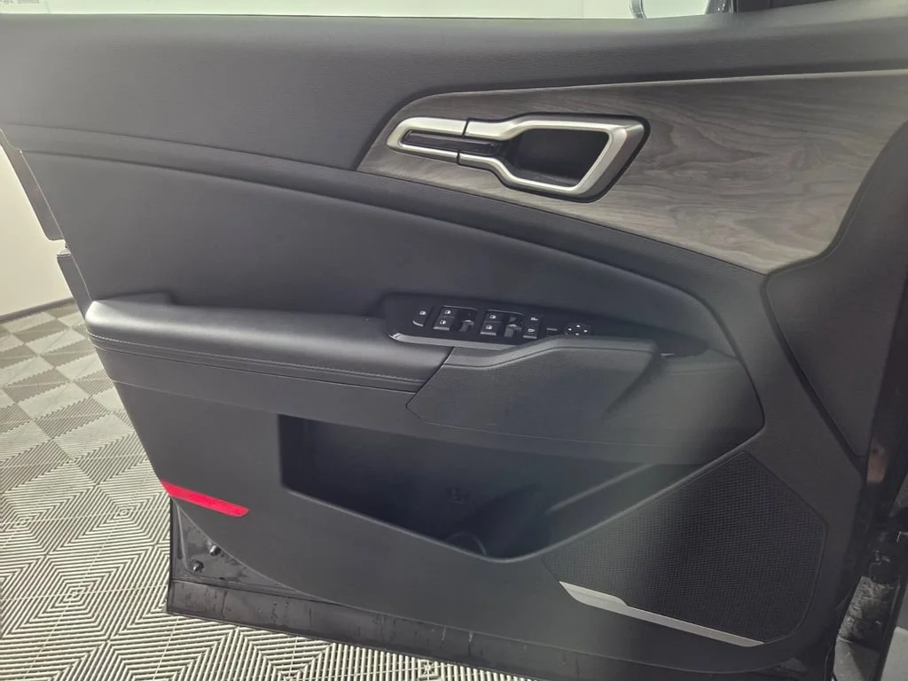 Used 2024 Gravity Gray Kia X-Line image 20