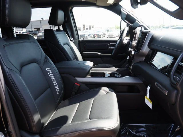 2026 RAM 1500 Rebel - Photo 8