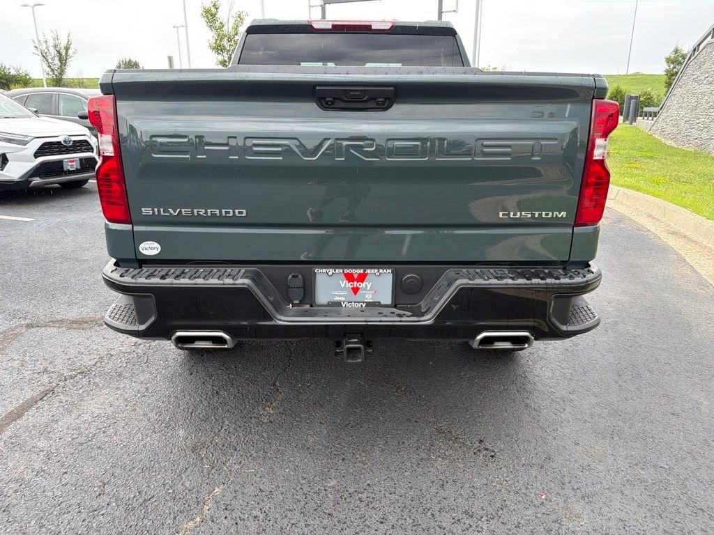Used 2025 Gray Chevrolet Custom Trail Boss image 6