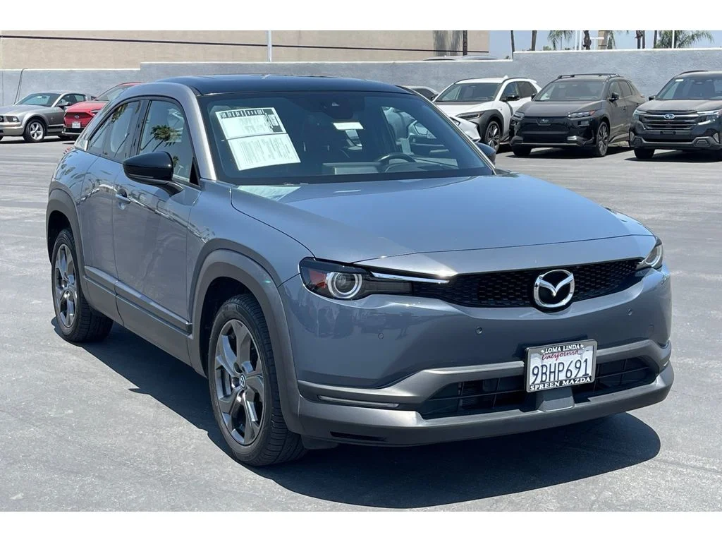 Used 2022 Polymetal Gray Metallic Multi-Tone Mazda Premium Plus Package image 9