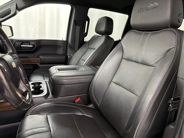 Used 2022 Black Chevrolet High Country image 10