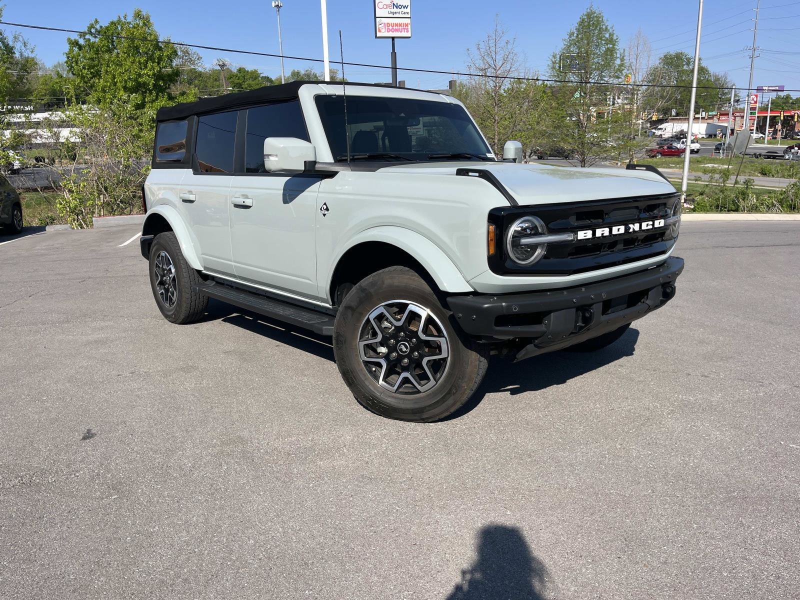 2022 Ford Bronco 4-Door Outer Banks