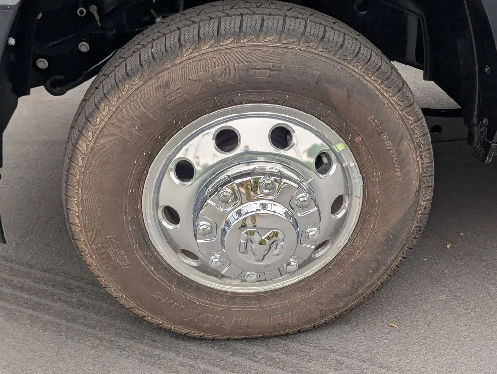 2026 RAM 3500 Limited - Photo 9
