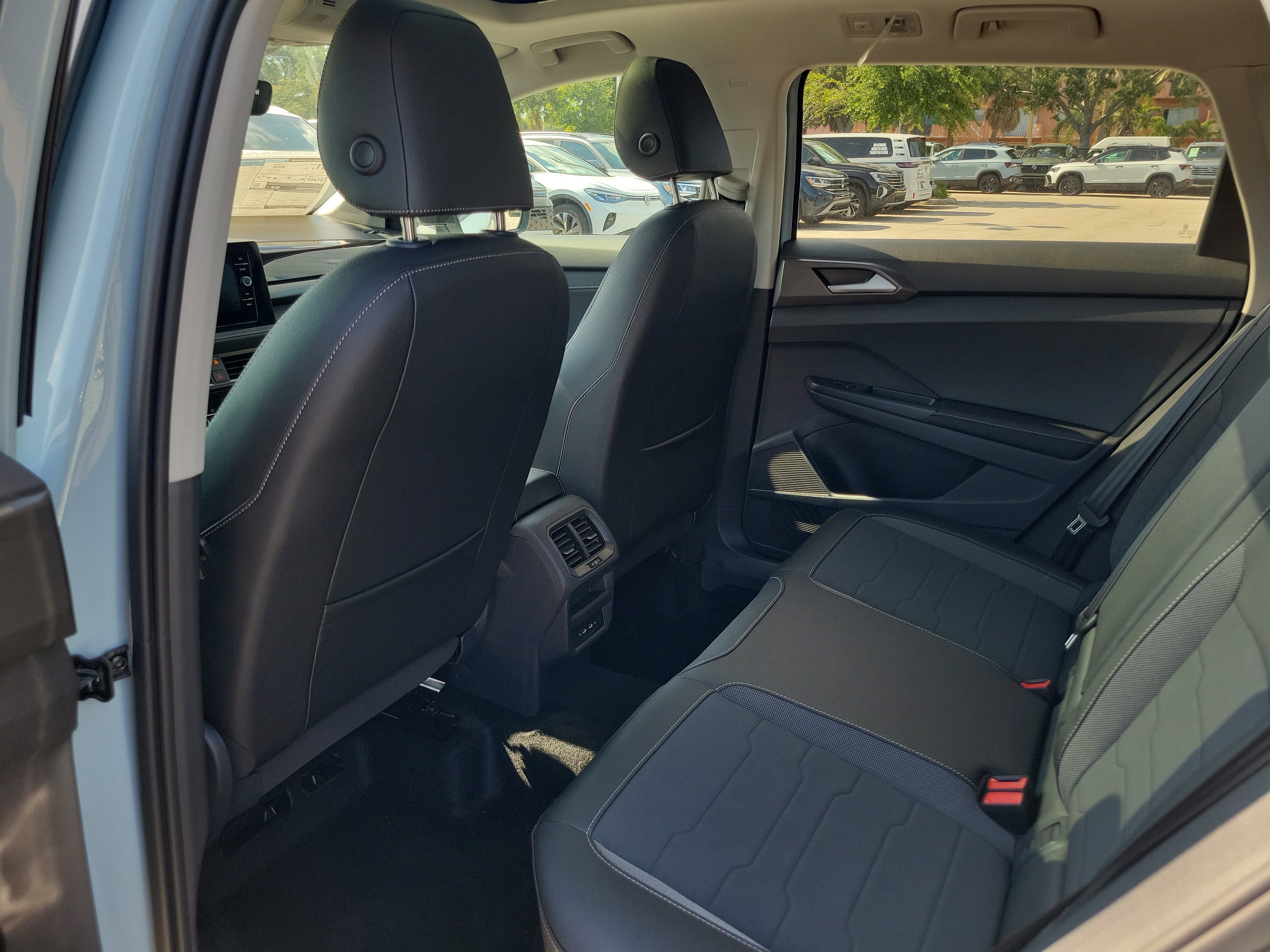 New 2026 Gray Volkswagen 1.5T SE Black image 5