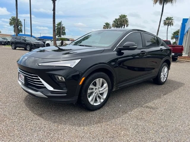 Used 2025 Ebony Twilight Metallic Buick Preferred image 3