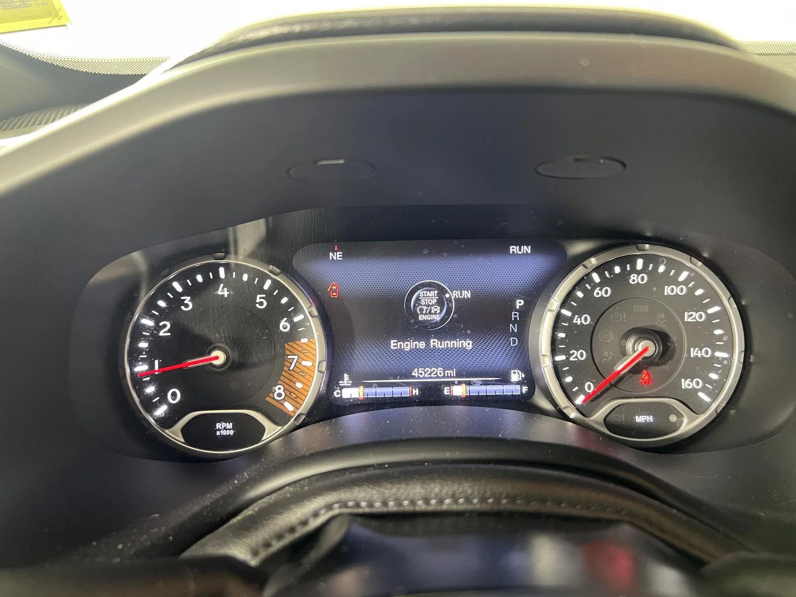 Used 2021  Jeep Latitude image 13