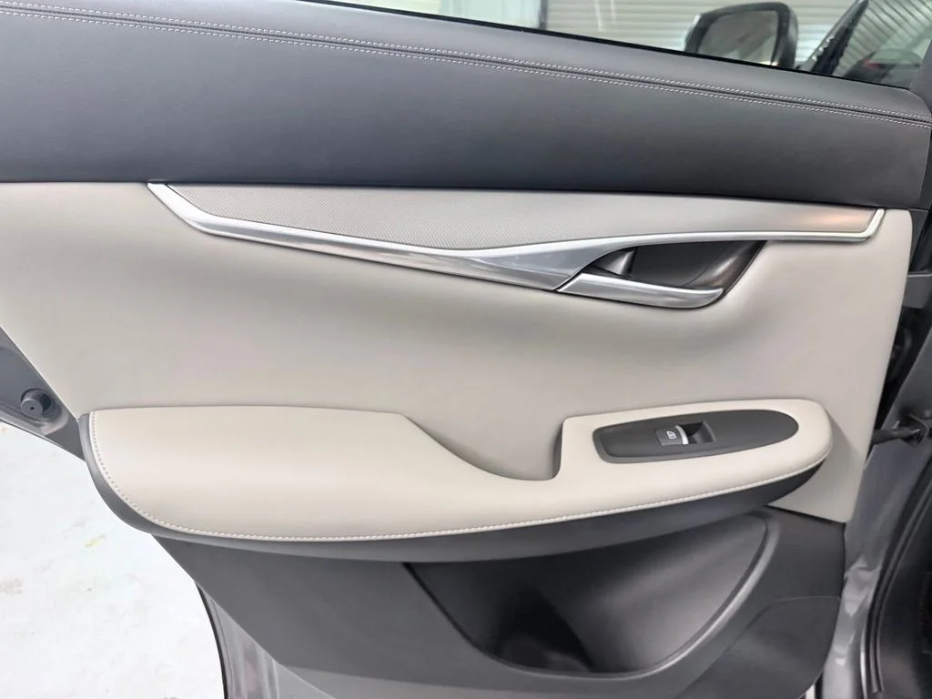 Used 2023 Gray INFINITI LUXE image 30