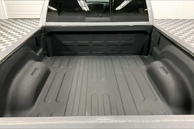 Used 2021 Billet Silver Metallic Clearcoat Ram Tradesman image 32