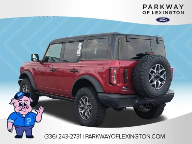 Used 2025 Red Ford Badlands image 3