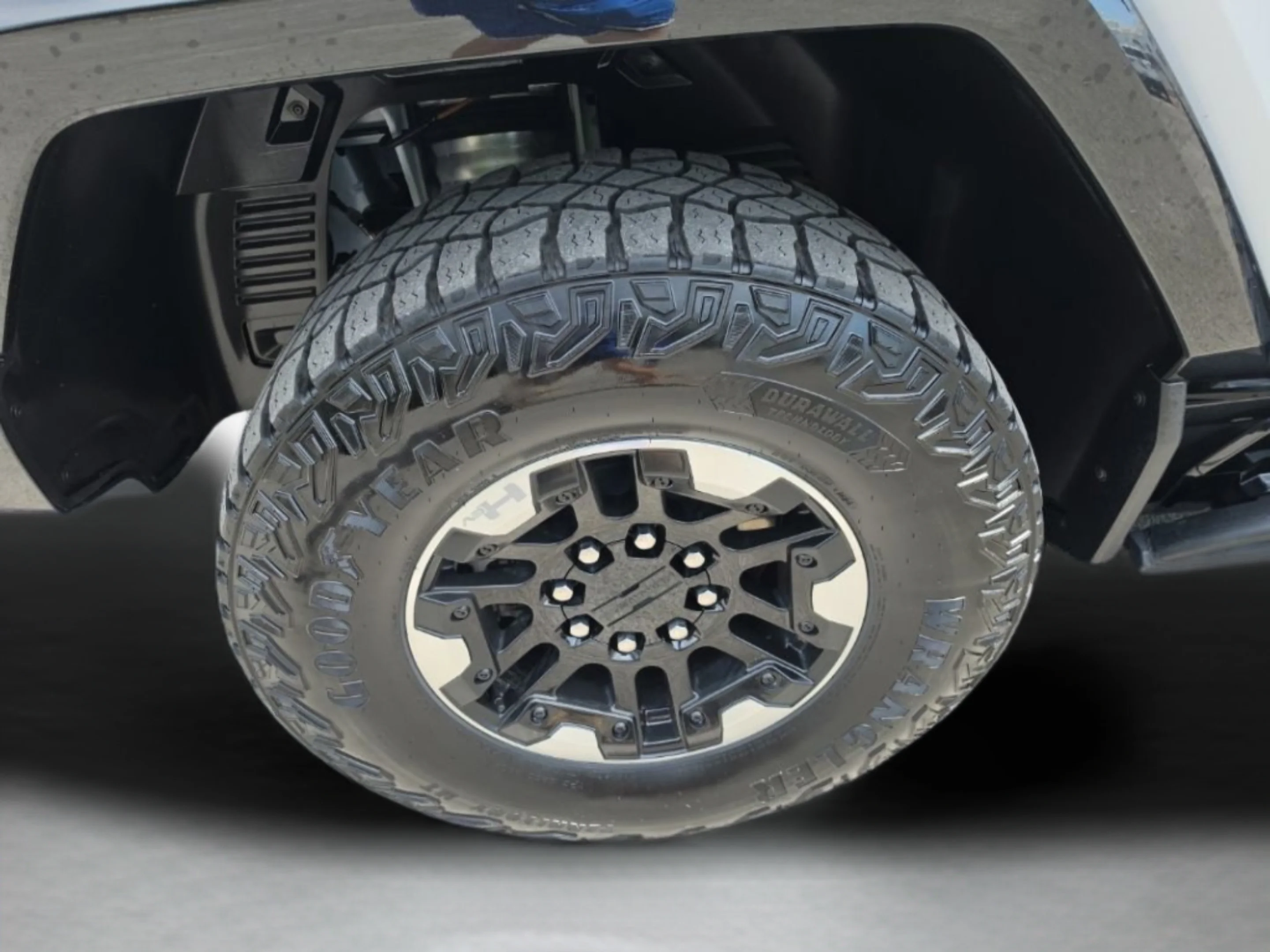 Used 2024 Interstellar White GMC 2X image 15