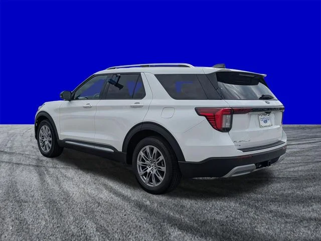New 2026 Star White Metallic Tri-Coat Ford Platinum™ image 6
