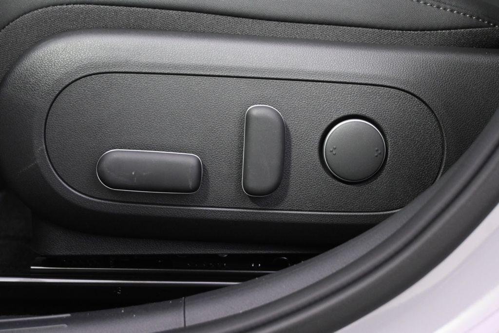 New 2026 Cyber Gray Metallic Hyundai SEL Premium AWD image 14