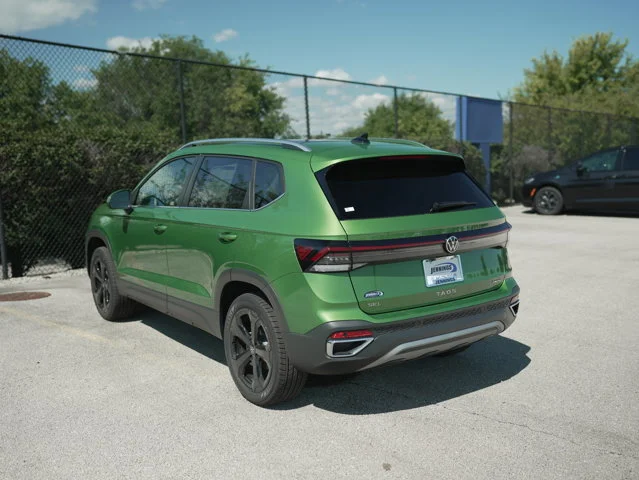 2025 Volkswagen Taos SEL - Photo 5