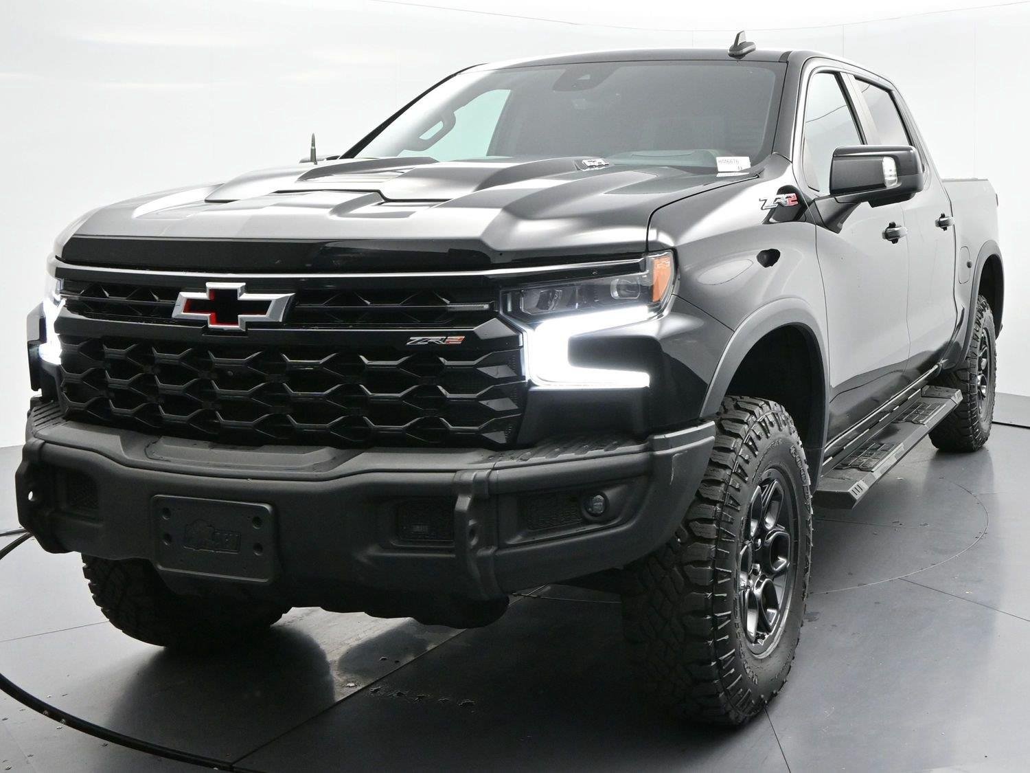 Used 2023 Black Chevrolet ZR2 image 3