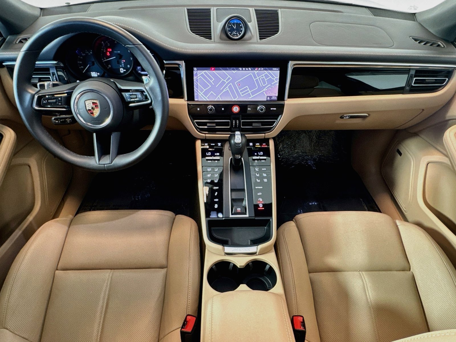 Used 2025 Chalk Porsche T image 20