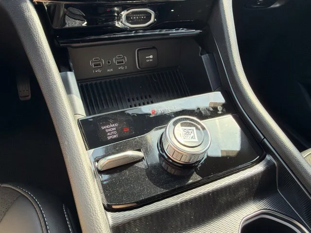 New 2026 White Jeep Altitude image 20